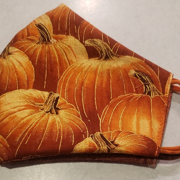 Face Mask 🎃 Halloween Thanksgiving best Earloops - Picture 4 of 5